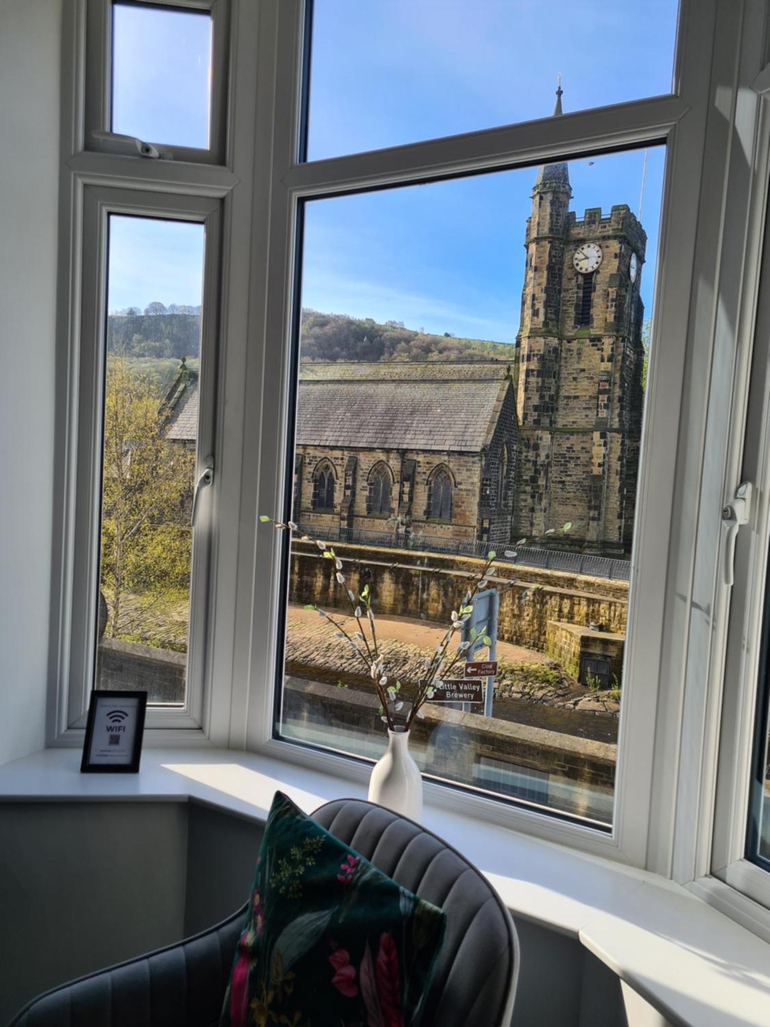 Modern River View Mytholmroyd Apartment Экстерьер фото